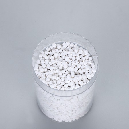 White PVC extruded pellets